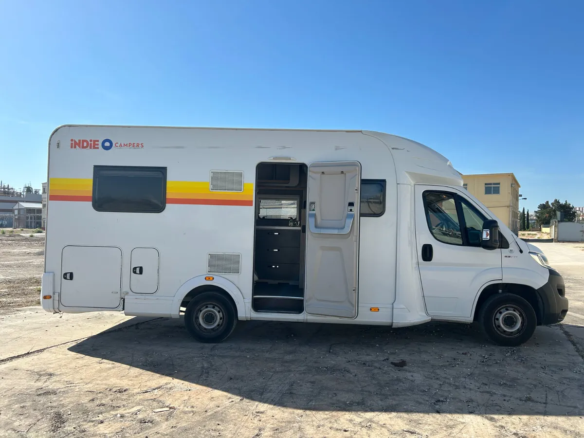 Fiat Ducato Carasuite 650 MF | Sleeps 4 - Image 4