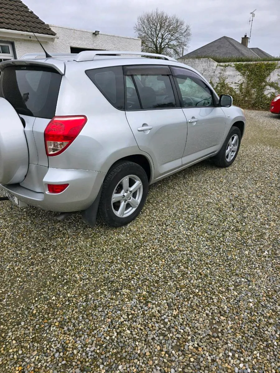 Toyota Rav4 - Image 4
