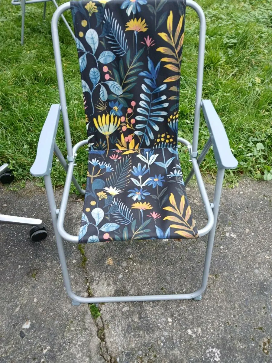Beach chair - Image 2