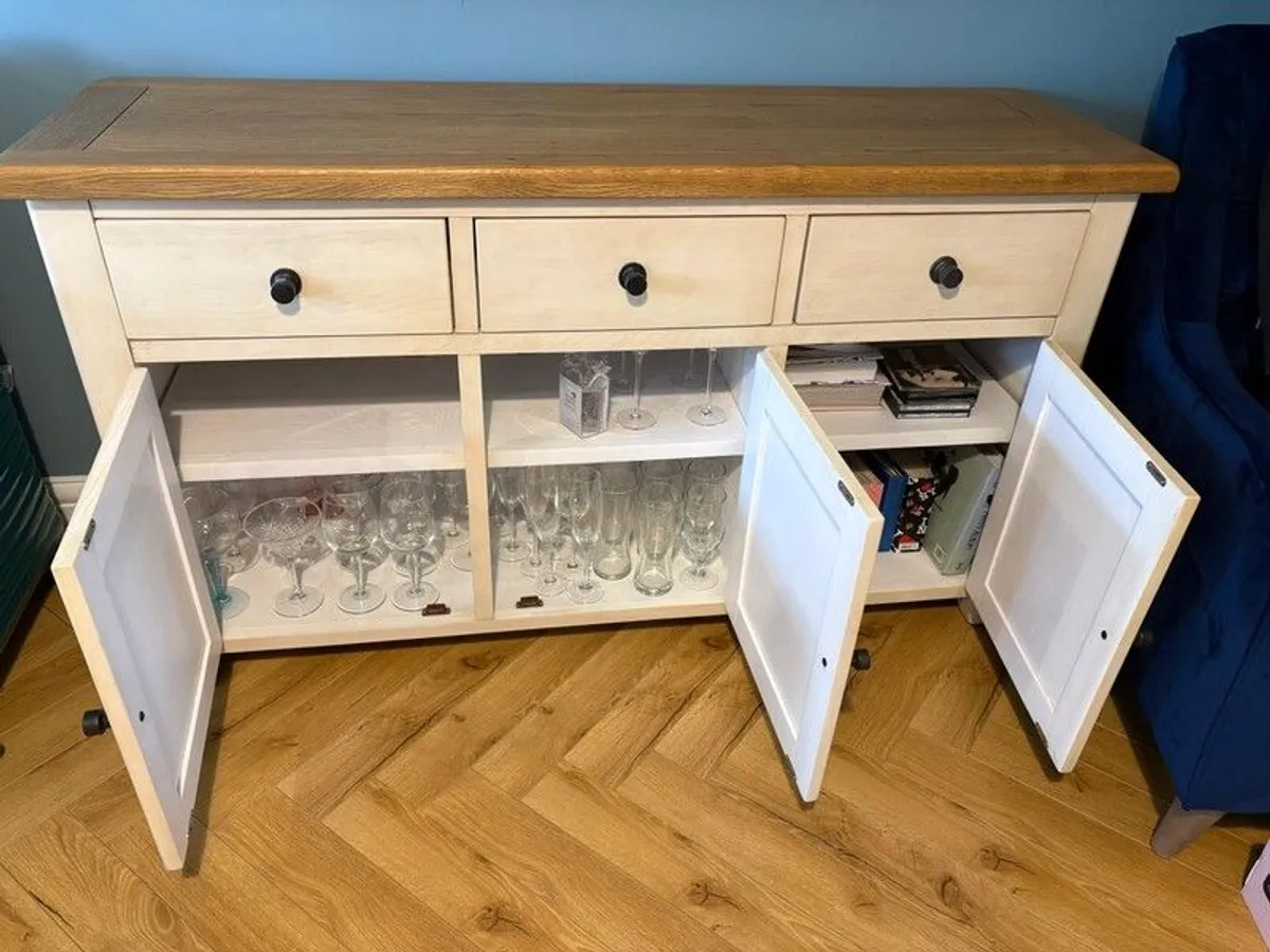 Sideboard - Image 3