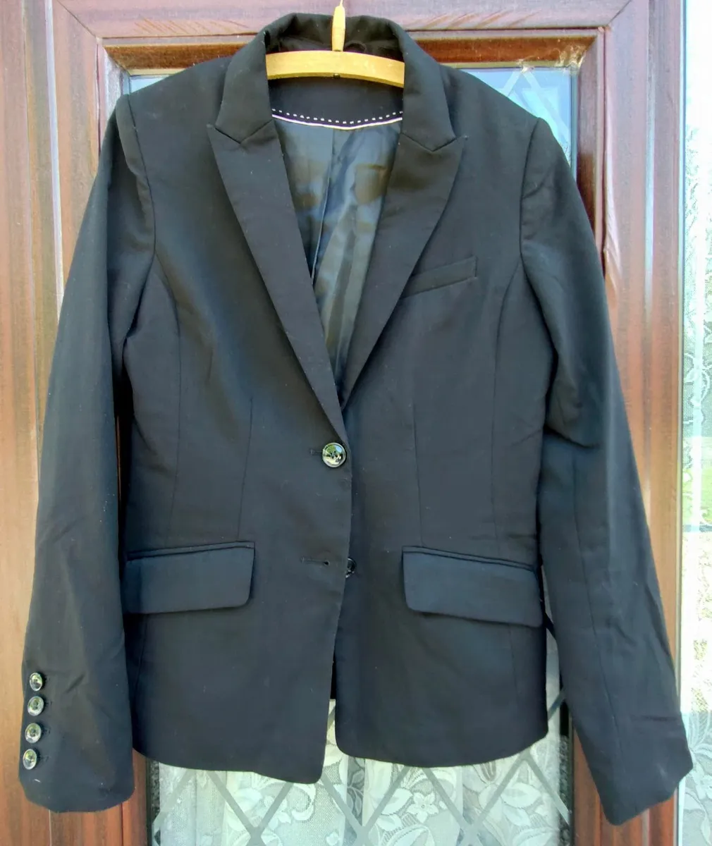 Ladies Black Jacket (used). - Image 1