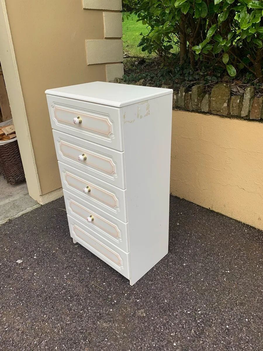 Bedroom chest of drawers - Image 3