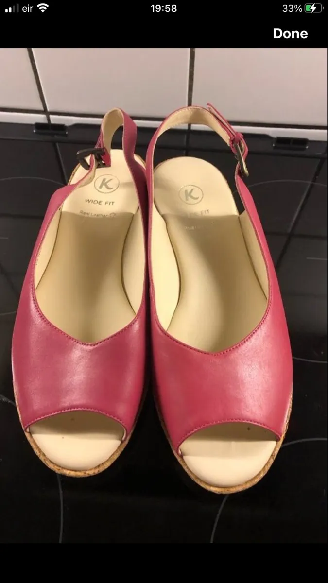 Ladies new sandals  size 5.5 €20 - Image 1