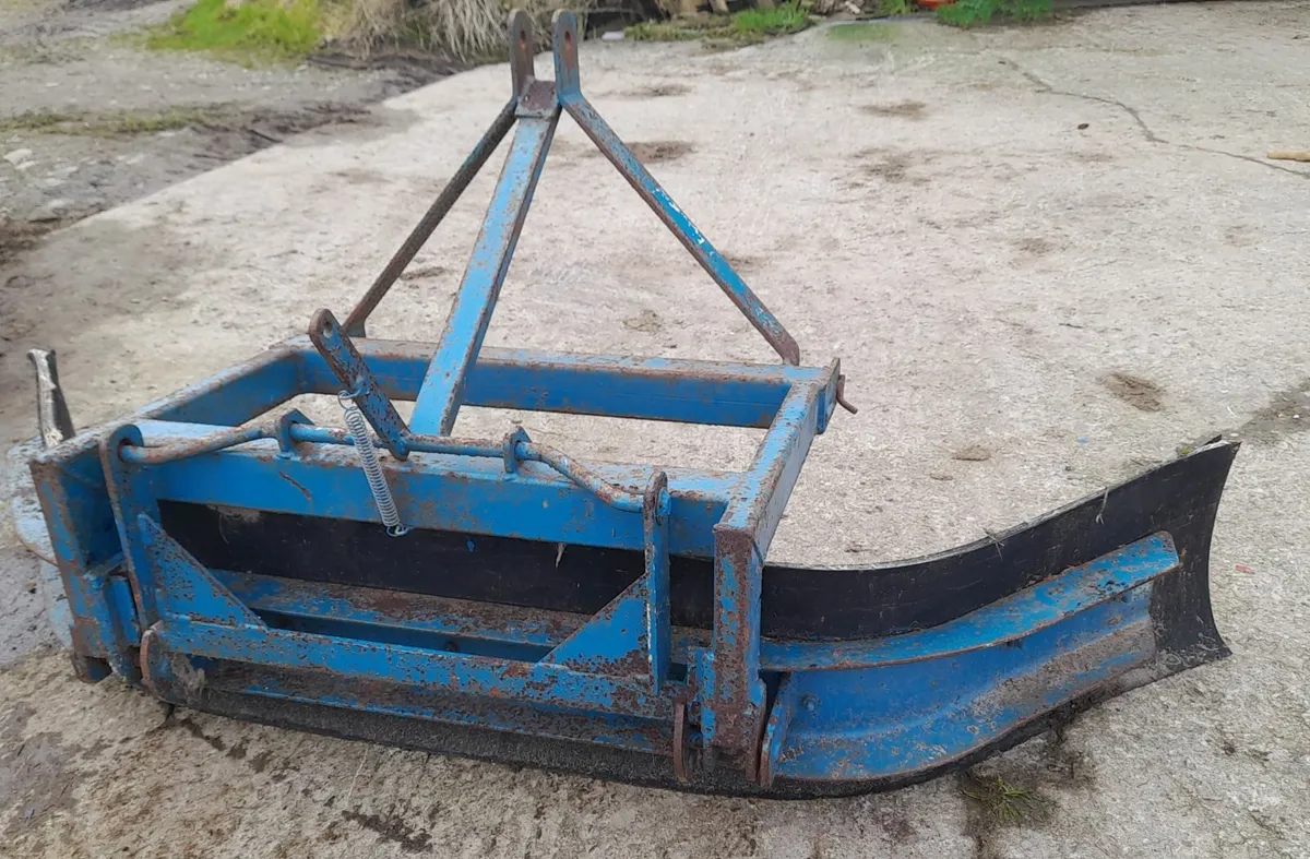 Farmyard Scraper (tractor size) - Image 3