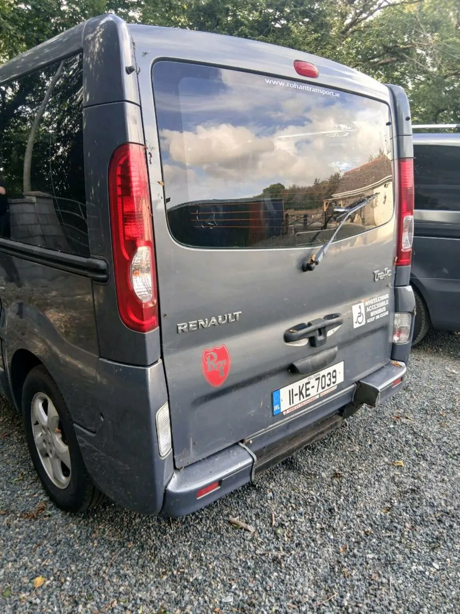 2011 Renault traffic wheelchair ♿️ car low mileage - Image 3