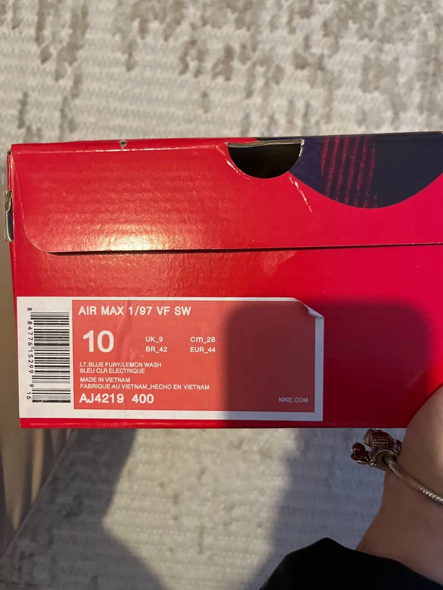 Nike air shoes - Image 3