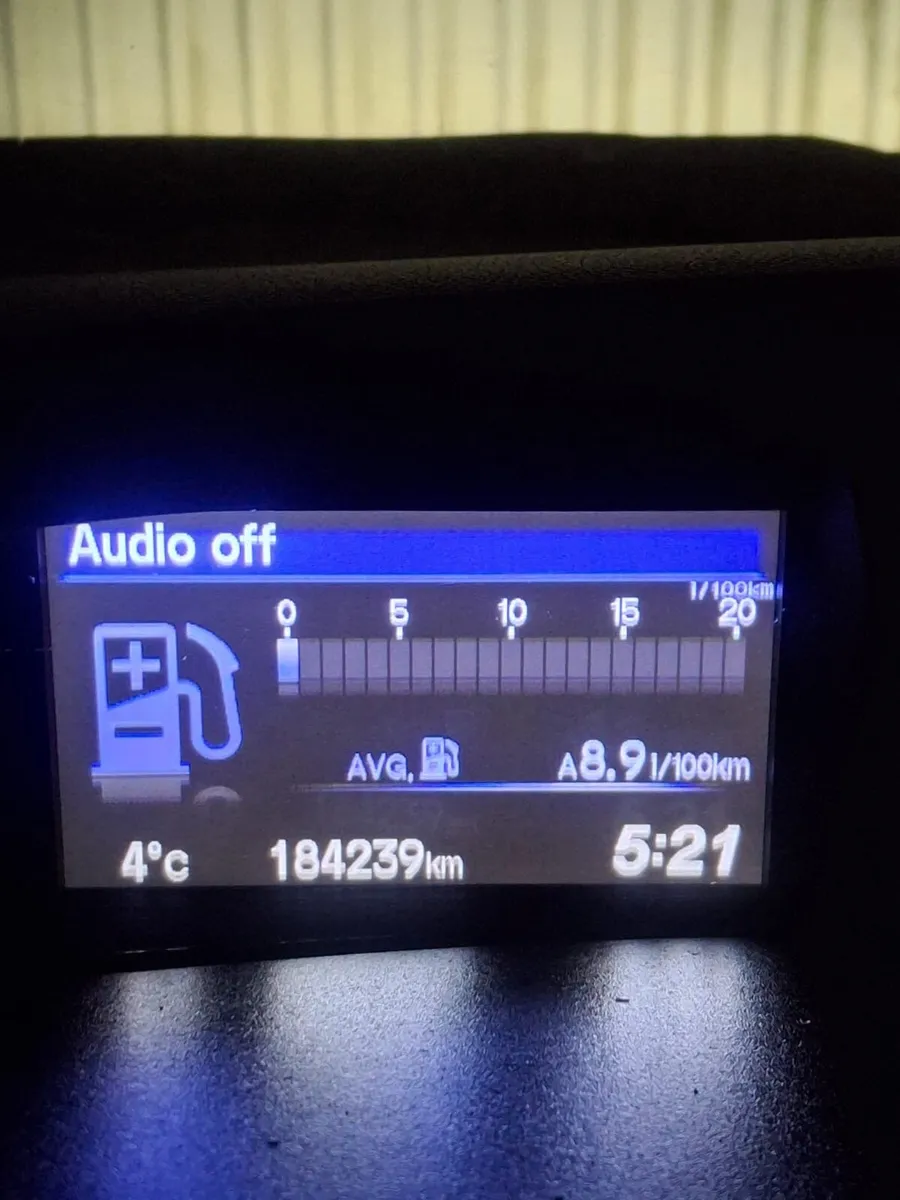 Honda Civic 2014 - Image 2