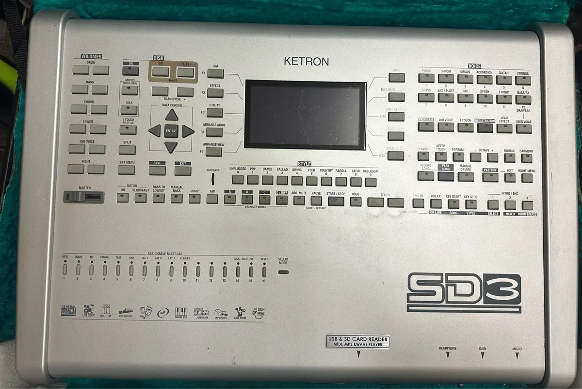Ketron SD3 - Image 1