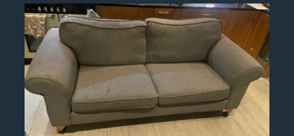 3 and 1 seater for sale - Image 1