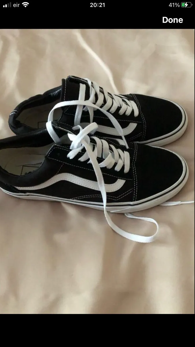 Mens new trainers size 8 €30 - Image 2