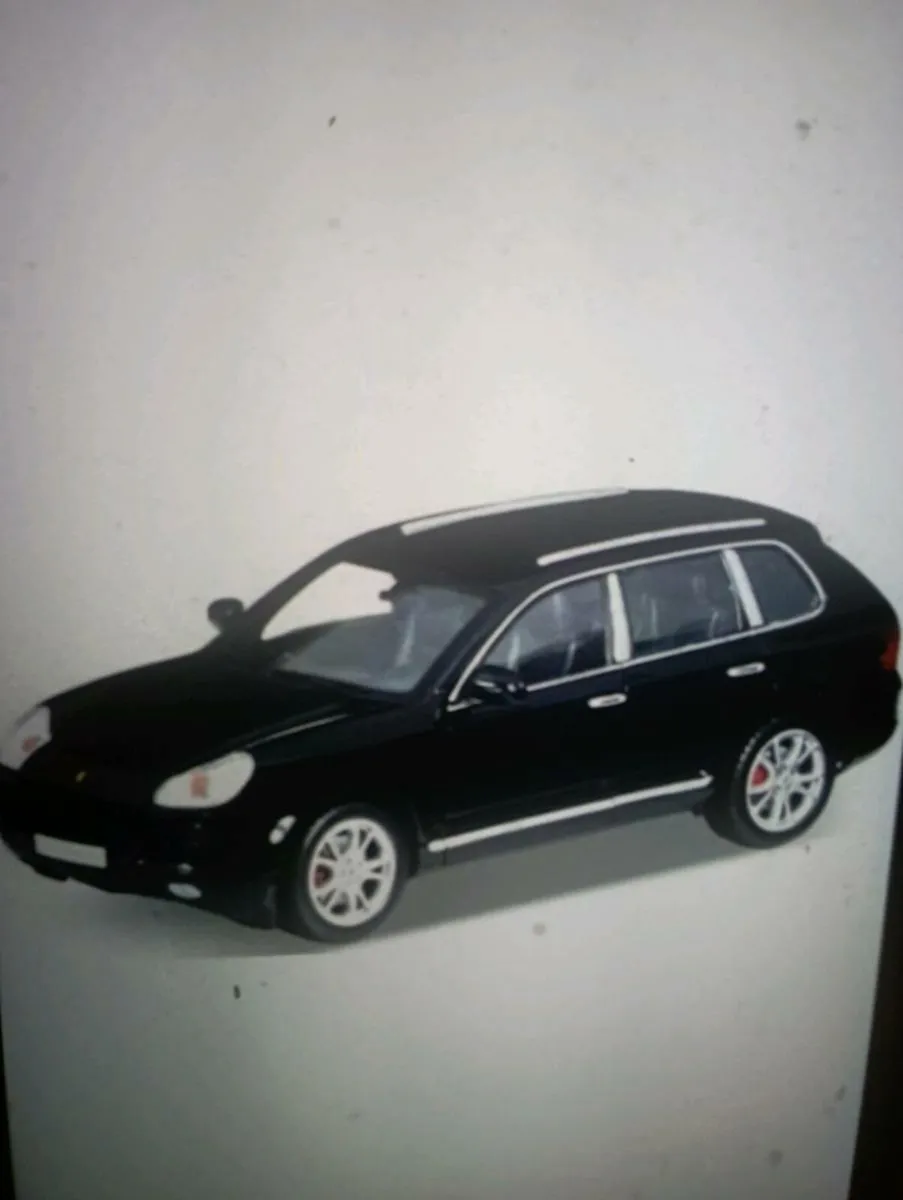 CARARAMA DIE-CAST MODLE CAR. - Image 1