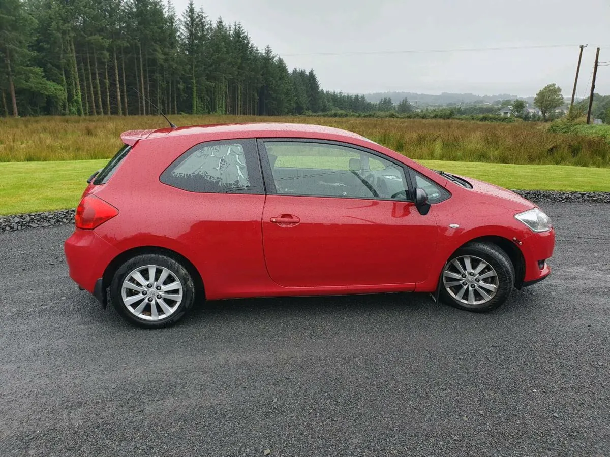 2010 Toyota Auris van - Image 4