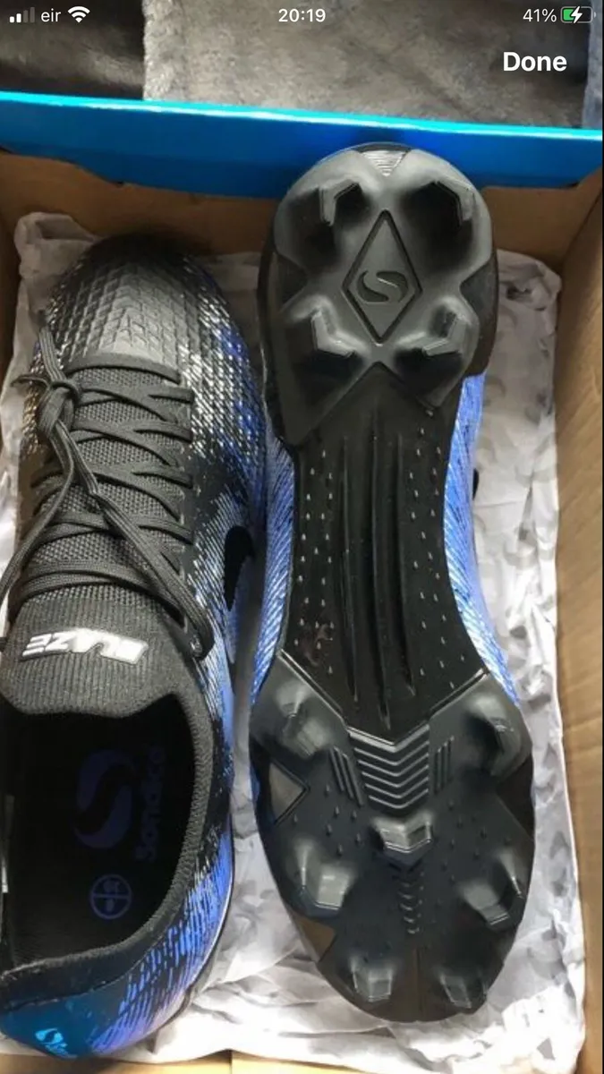 Mens new football boots size 6 €25 - Image 4
