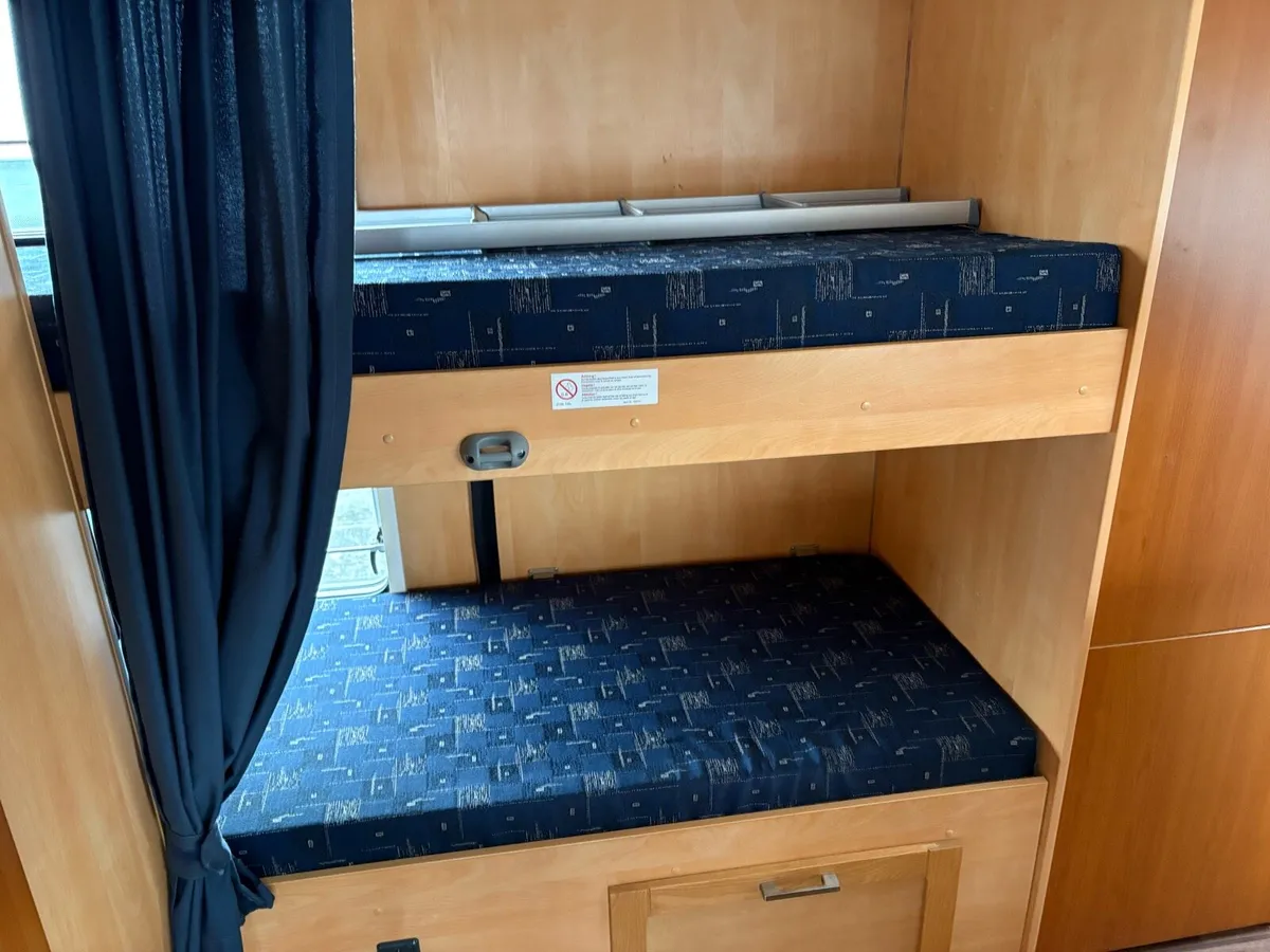 11 Ford Sunlight Eurostar 6berth as new - Image 4