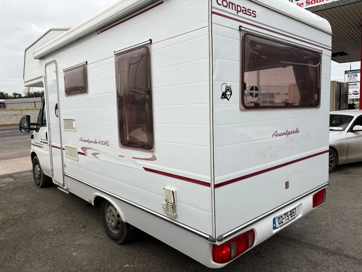 02 Compass avantgarde 4berth Immaculate - Image 3