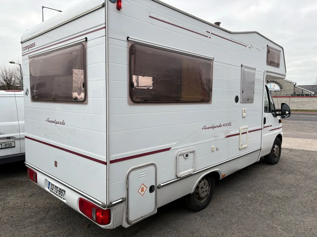 02 Compass avantgarde 4berth Immaculate - Image 4