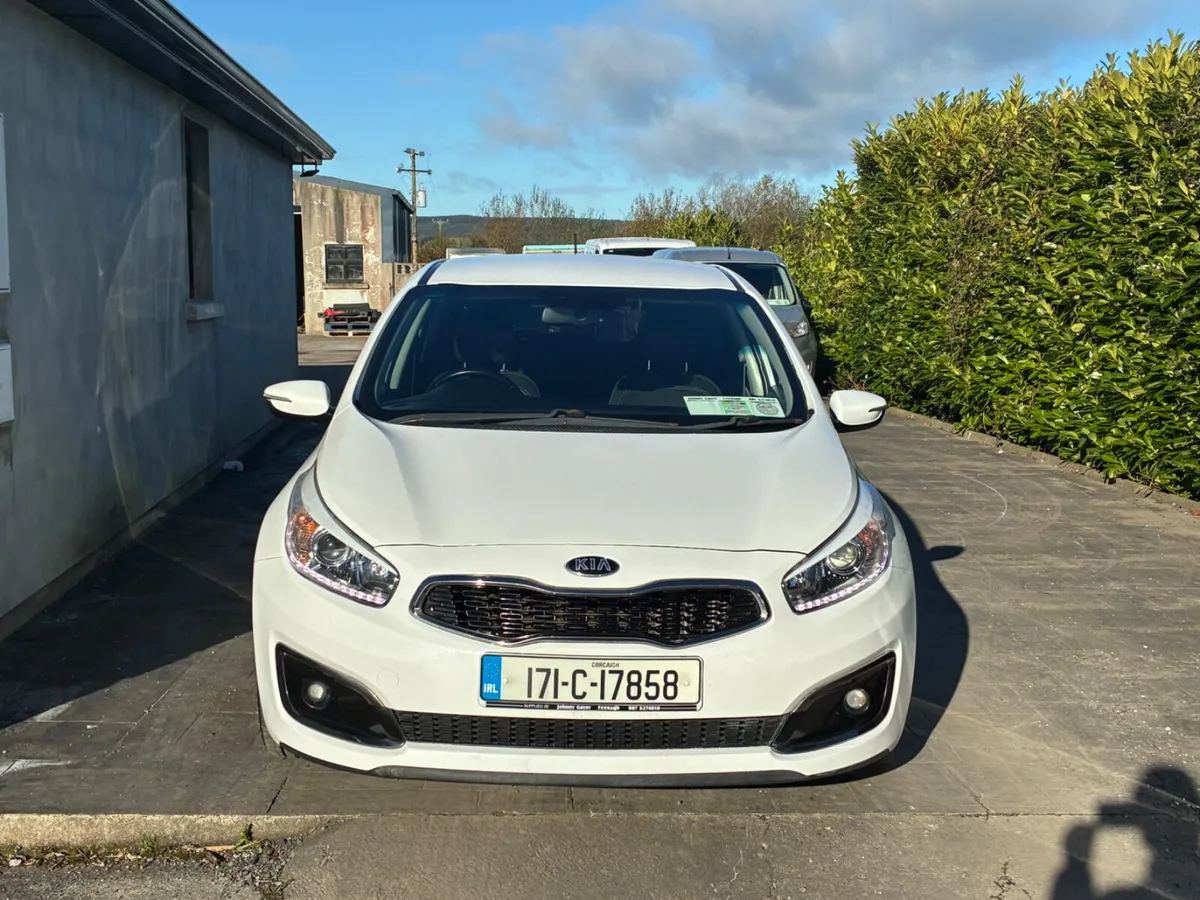Kia Ceed 2017 - Image 2