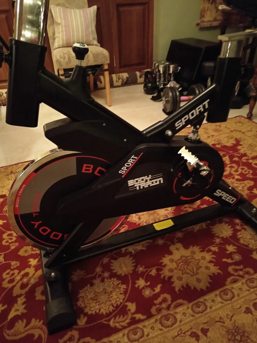 Exercise bike - Image 1