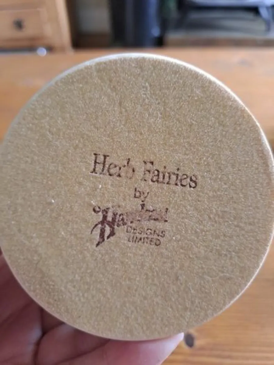 Herb Fairies figurine - Image 3