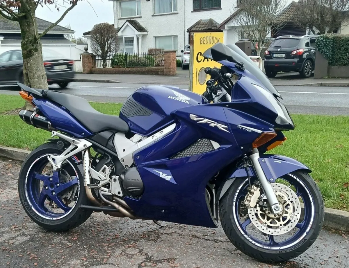 Honda VFR 800cc - Image 3