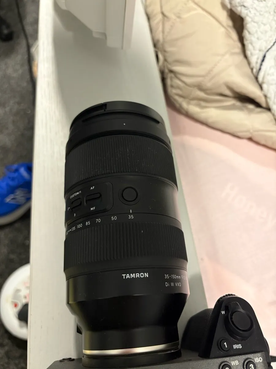 Tamron 35-150 f2-2.8 Di III - Image 1