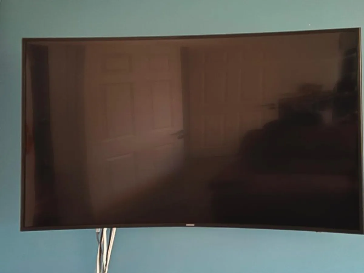 Samsung 55 inch Curved TV - Image 1