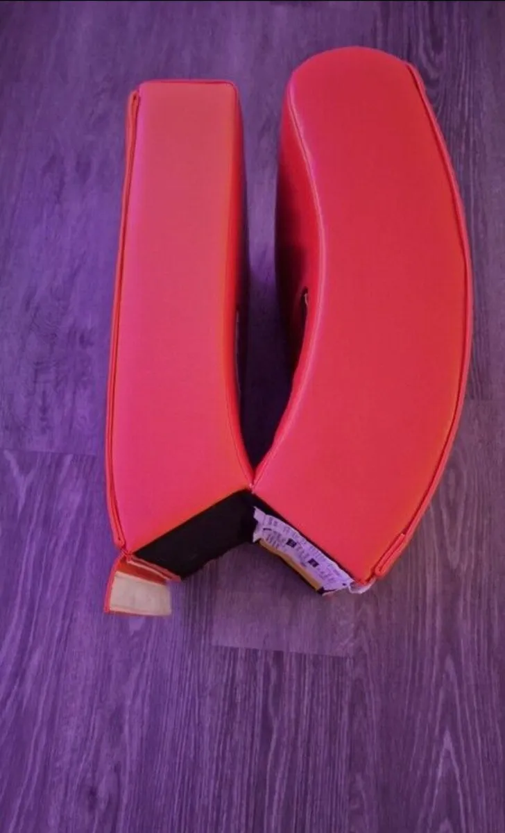 X Rocker gaming chair - Image 4