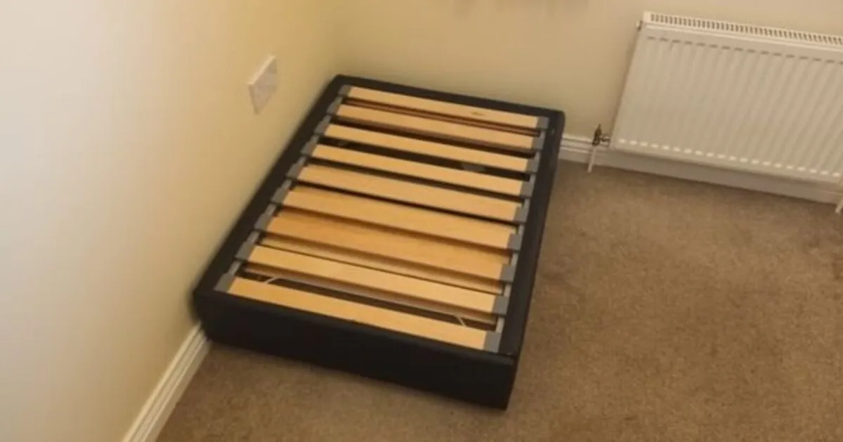Foldable bed - Image 3