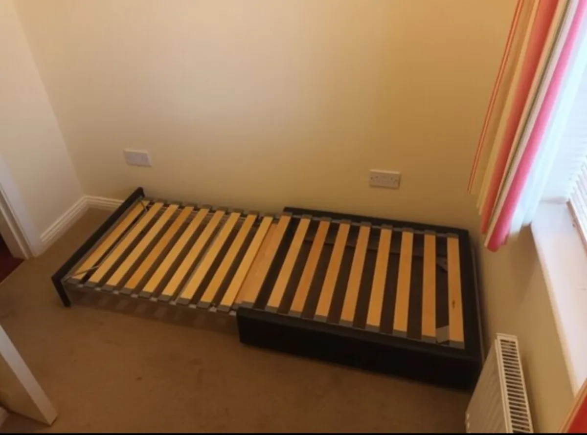 Foldable bed - Image 4