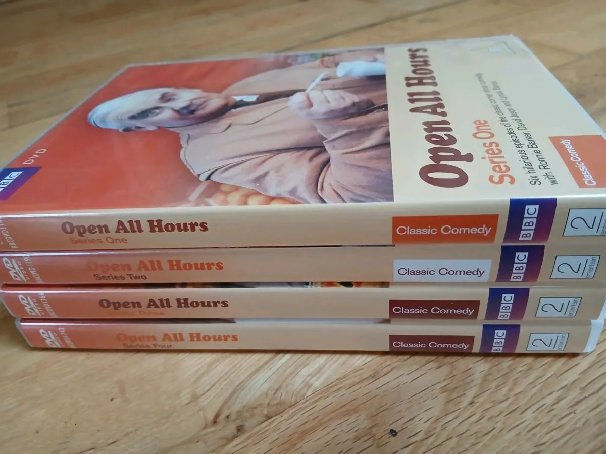 Open all hours complete collection can deliver €30 - Image 1