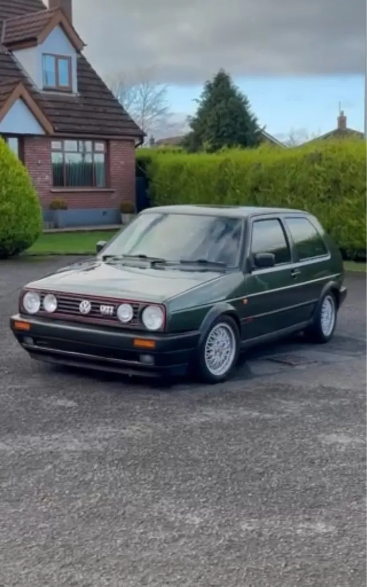 Volkswagen Golf 16v Gti 1.8 BB - Image 1