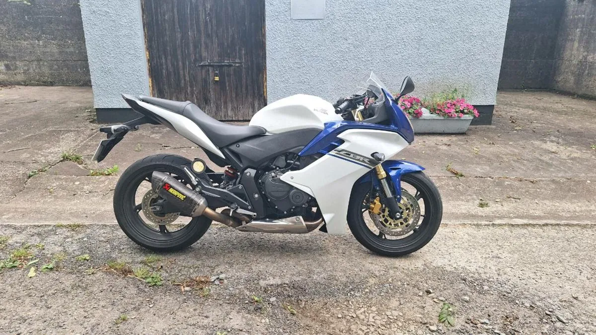 2012 Honda CBR600F - Image 3