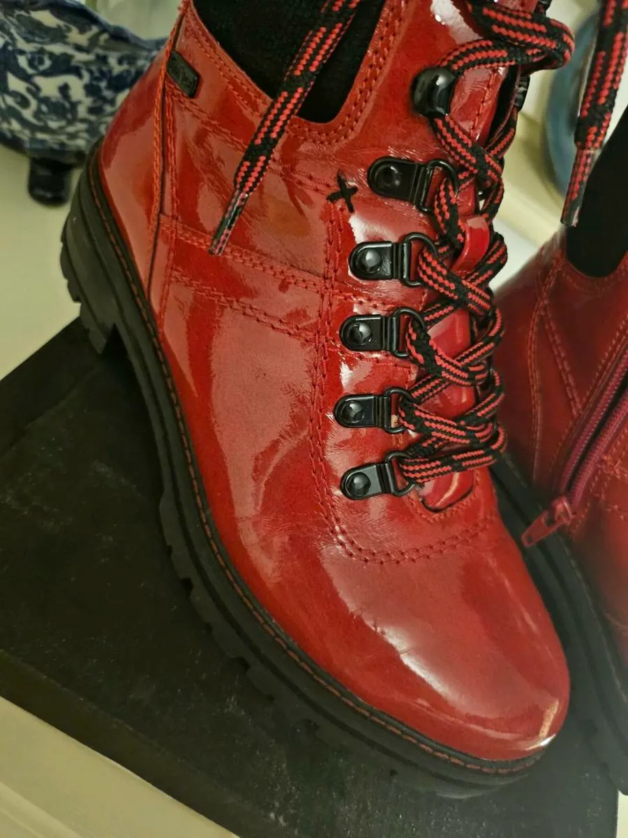 Stunning red ankle boots - Image 3