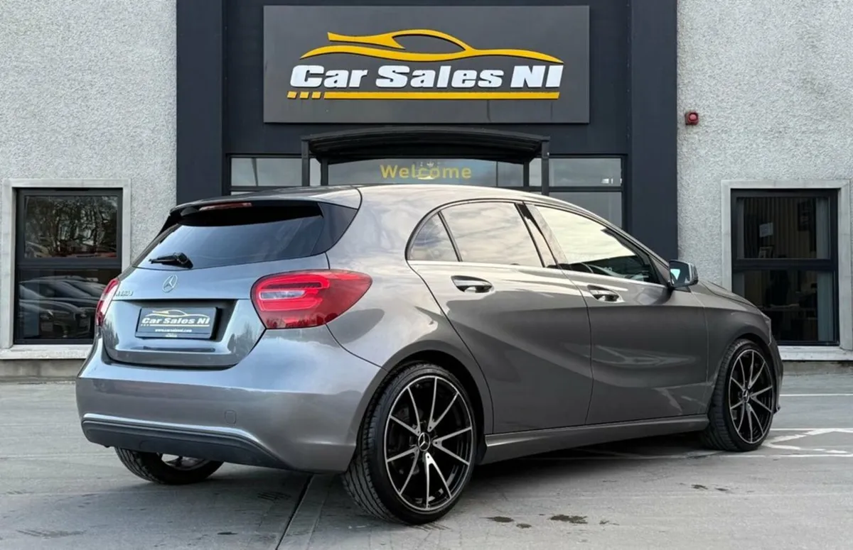 1.5 A180d SE Hatchback 5dr Diesel Manual Euro 6 (s - Image 4