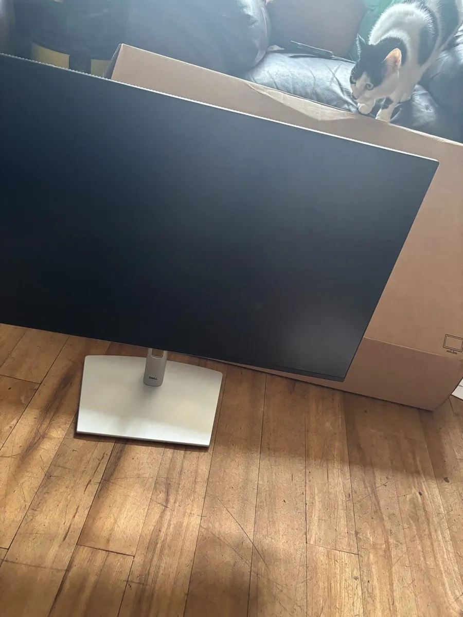 Dell 27” Monitor - Image 1