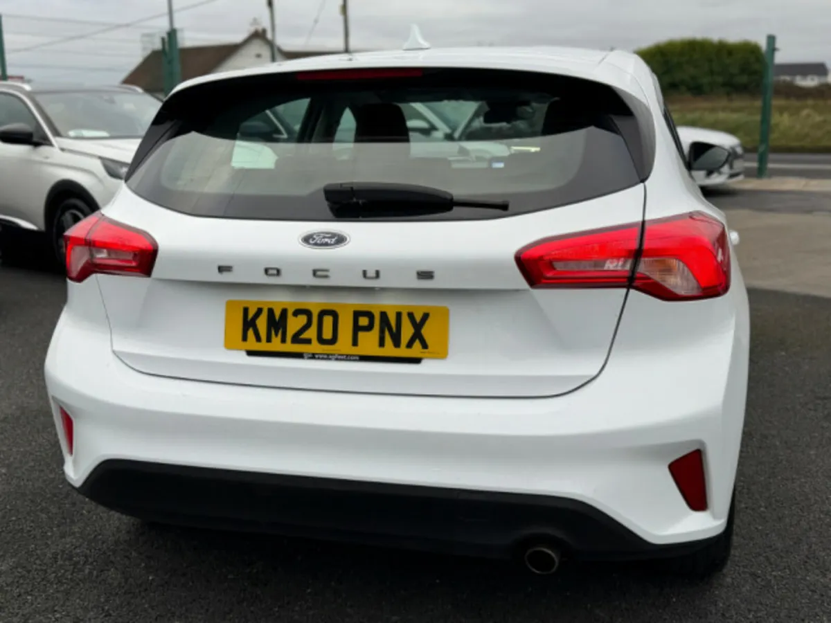 Ford Focus ZETEC TDCI - Image 4