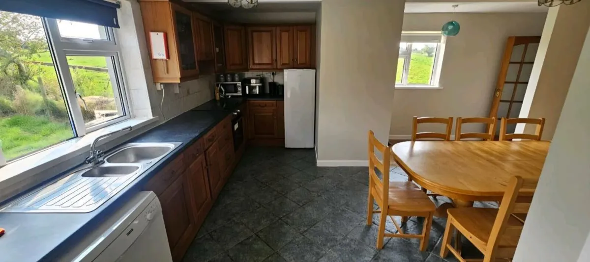 7 bedroom Holiday home athlone - Image 4