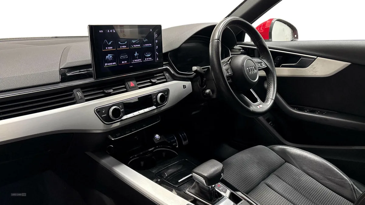 Audi A4 DIESEL AVANT - Image 2