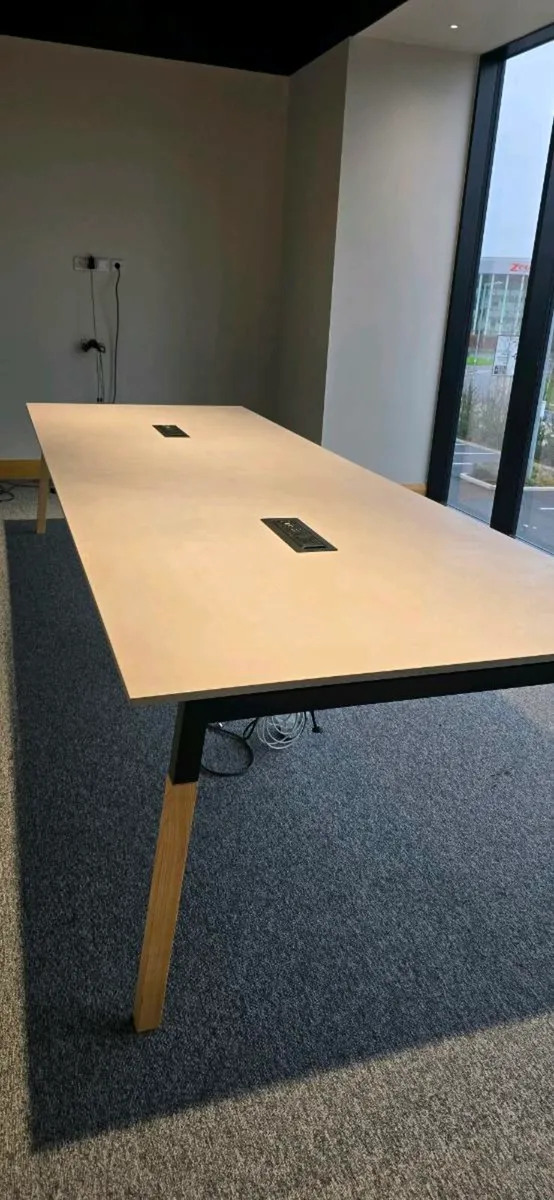 12 seater meeting table - Image 1