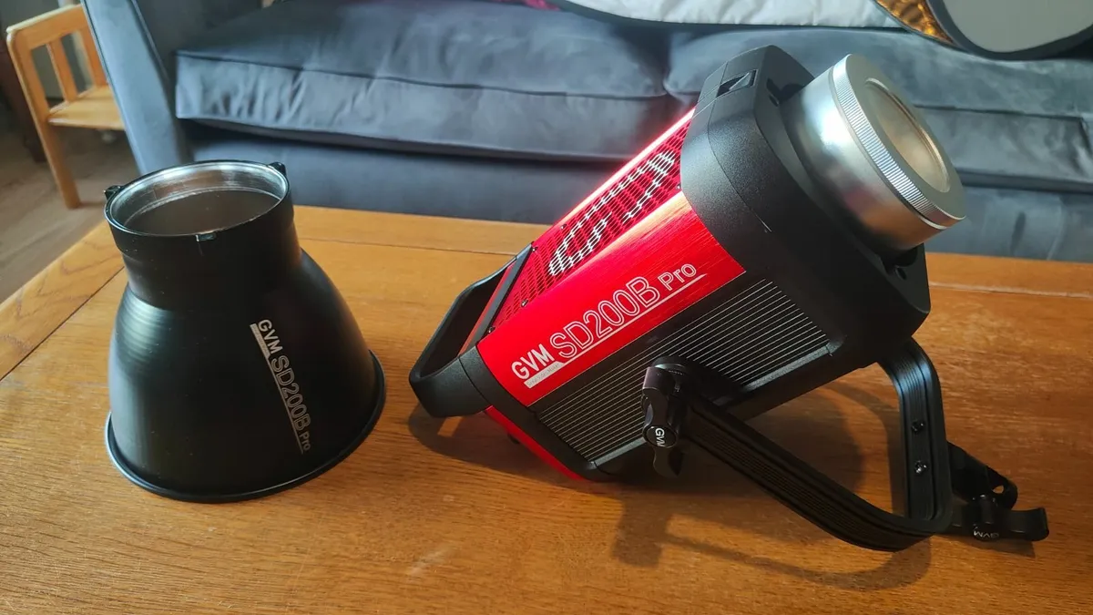 GVM SD200B Pro 200W Bi-Color LED Studio Light - Image 1