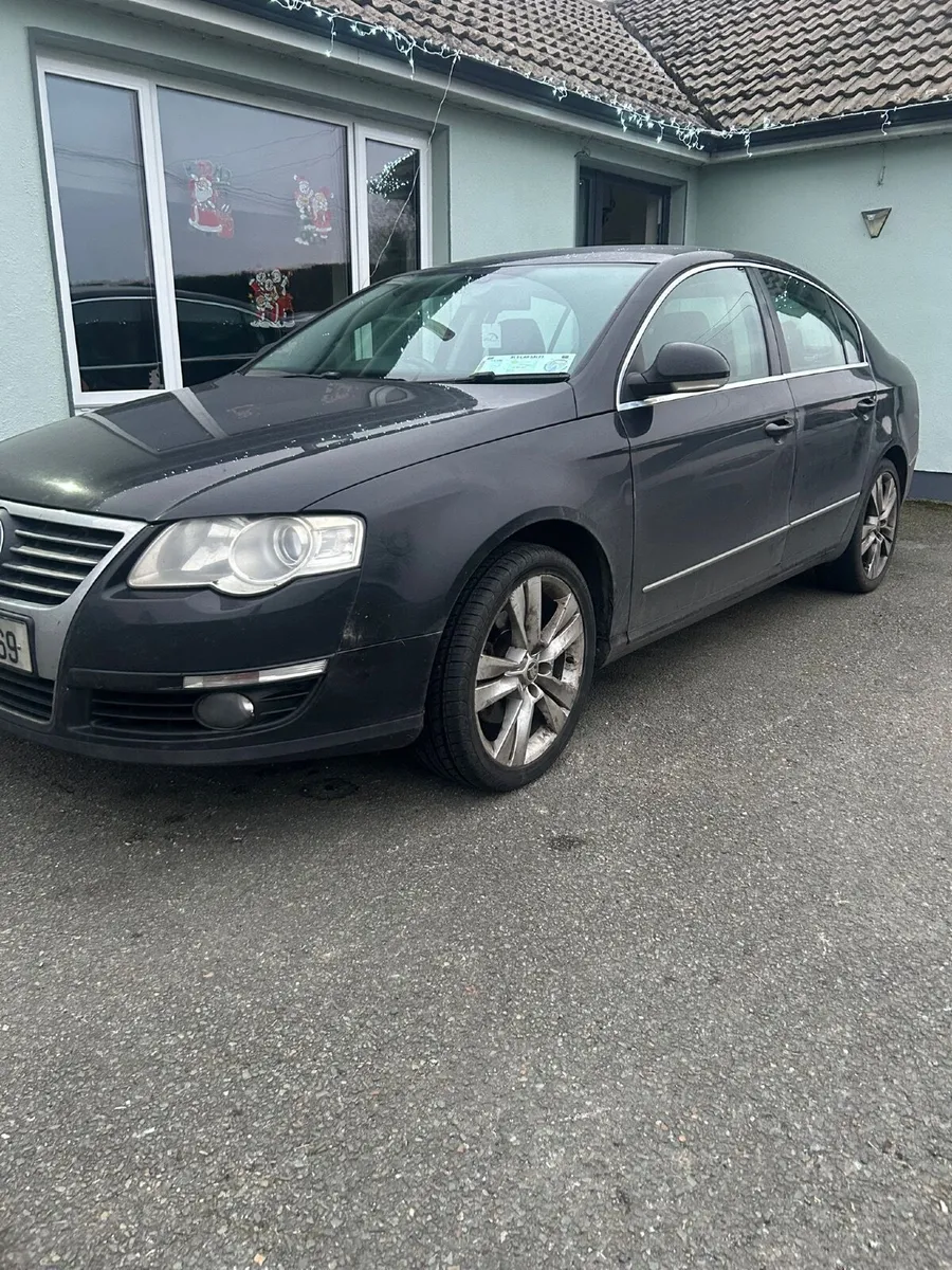 Volkswagen Passat 2008 - Image 1