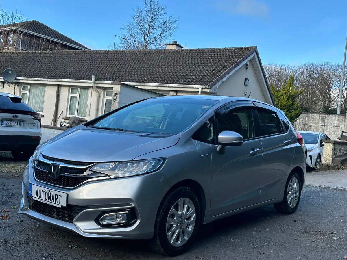 HONDA FIT 2019 LEATHER CRUISE CONTROL - Image 4
