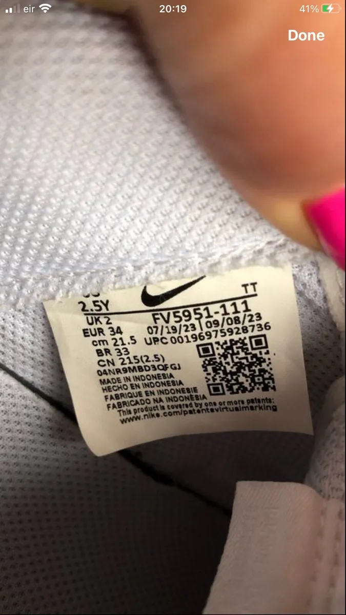 Boys / Girls airforce trainers size 2 €25 - Image 4