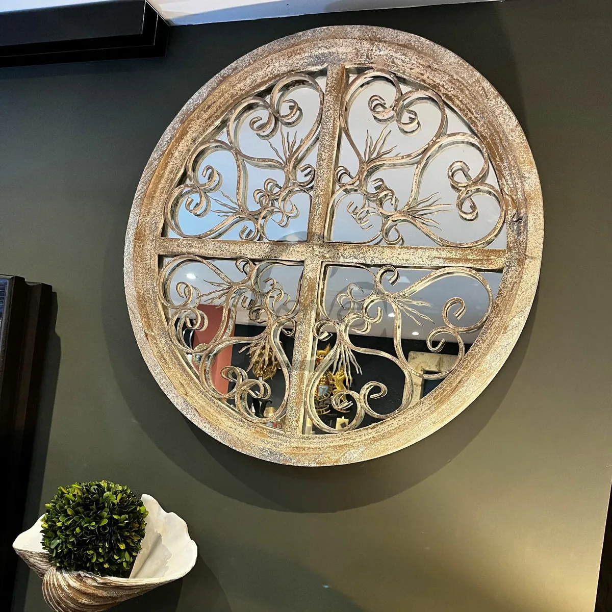 rustic circular mirror - Image 1