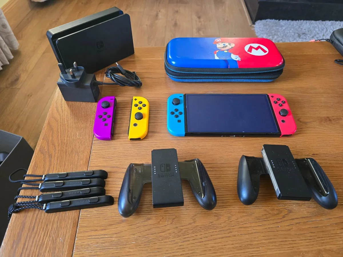 Nintendo Switch - Image 2