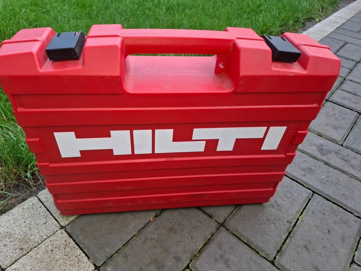 HILTI IMPACT WRENCH  110V - Image 3