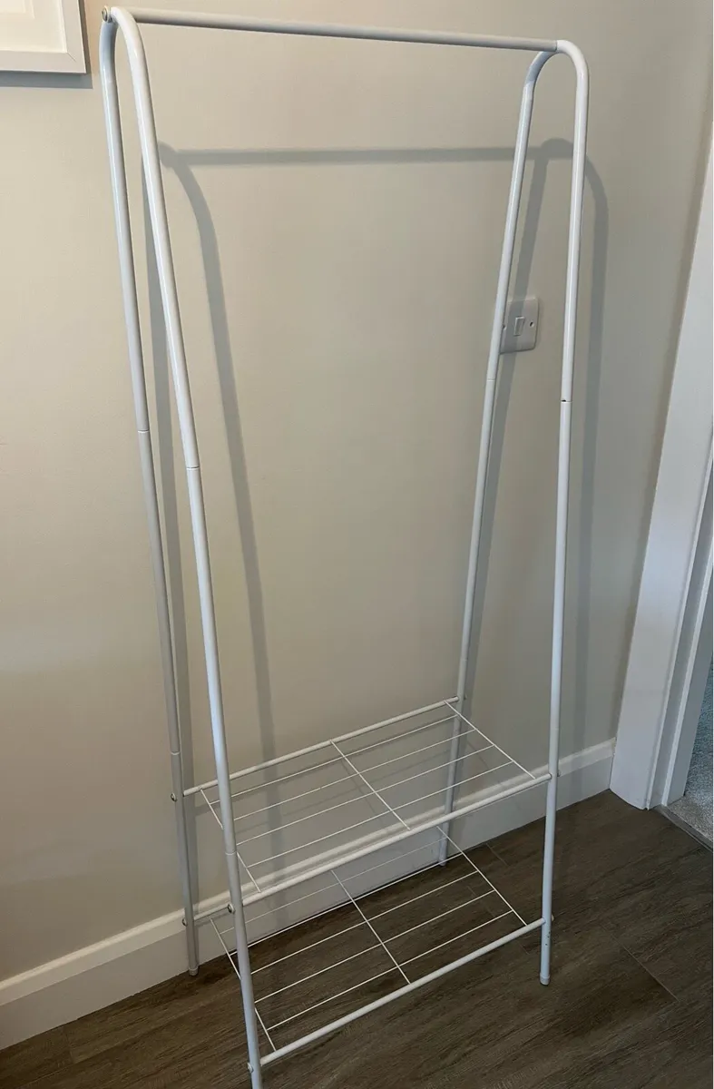 Free clothes rail with shelves