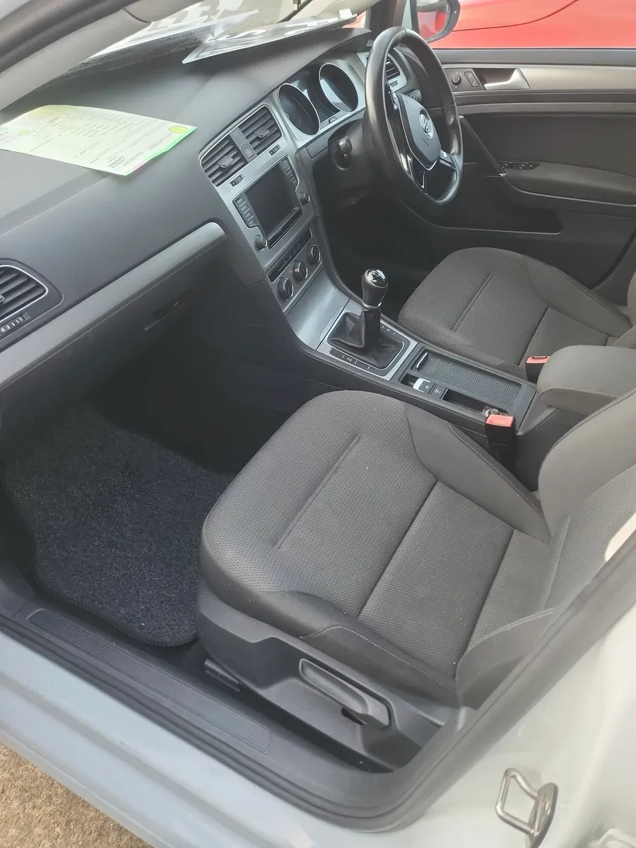 Volkswagen Golf 2016 - Image 3