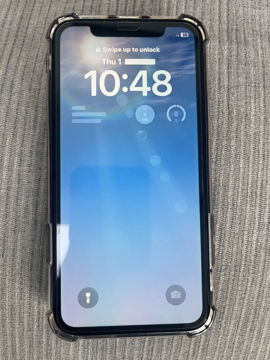 iPhone 11 64gb unlocked - Image 1