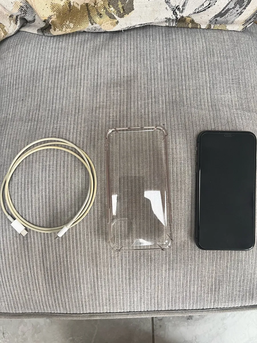 iPhone 11 64gb unlocked - Image 4